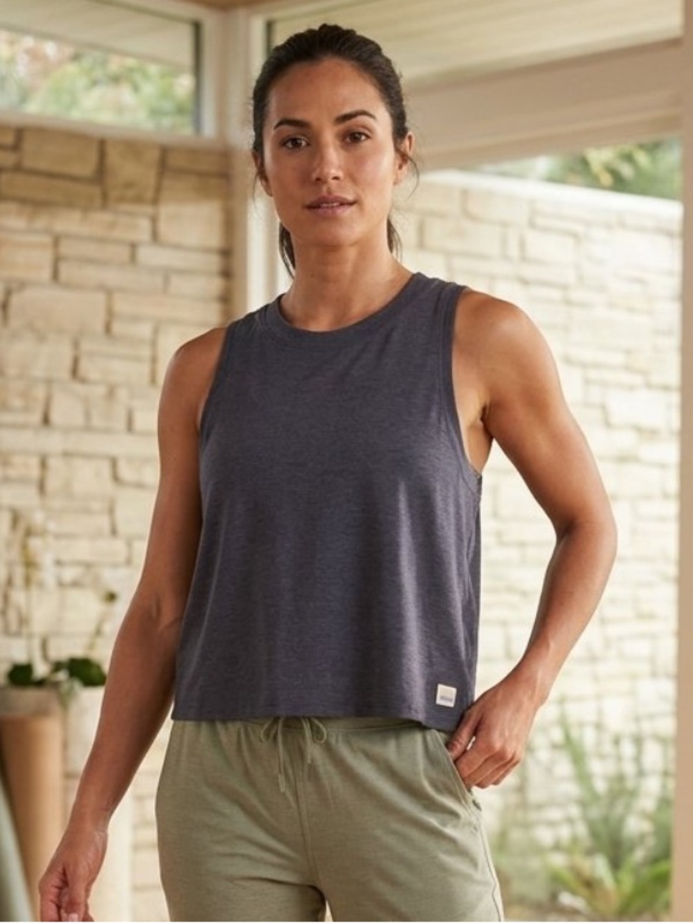 Vuori Energy Tank Top Ultra Soft Performance Knit High Neck Relaxed Blue L